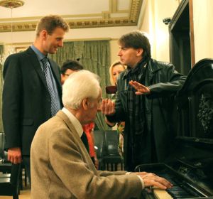 Conversations on music after the concert - Robert Adach, Starost of Trzebnica, Juliusz Adamowski, Grzegorz Niemczuk. Photo by Jowita Małogoska.